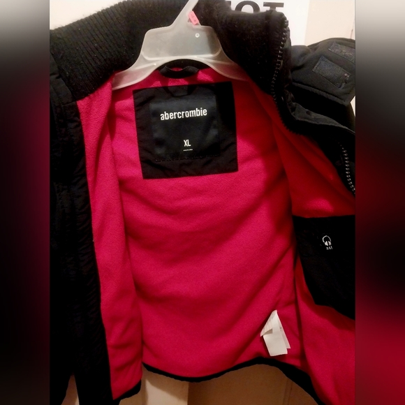 Abercrombie & Fitch Weather Warrior Winter Coat Size Youth XL  black / red - Picture 4 of 14